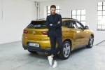 Zeig dich. Der BMW X2 Sneaker in Kooperation mit der Schuhmanufaktur VOR. 