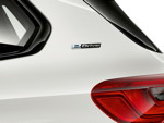 BMW X5 xDrive45e iPerformance, eDrive Schriftzug auf der C-S&auml;ule.