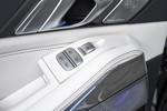 BMW X7, Tasten Fensterheber, Lautsprecher vom Bower und Wilkens Diamond Surround System