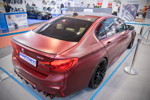 Essen Motor Show 2018: BMW M5 (F90) in BMW Individual Frozen Dark Red Metallic, mit Eisenmann Abgasanlage