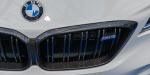 BMW M2 Competition mit M Performance Parts, Niere in Carbon mit Doppelstäben, M2 Logo