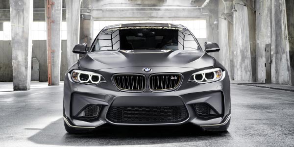 Weltpremiere und dynamischer Auftritt des BMW M Performance Parts Concept  in Goodwood.