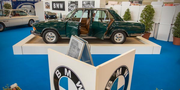 BMW 2800 von Reinhard Quekenberg auf dem BMW E3 Limousinen Club Stand, Retro Classics Cologone 2018