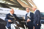 V.l.n.r.: Joachim Herrmann, Bayerischer Innenminister; Maximilian Schöberl, BMW Group, Leiter Konzernkommunikation und Politik, und Karl Viktor Schaller, BMW Group, Leiter Entwicklung BMW Motorrad.
