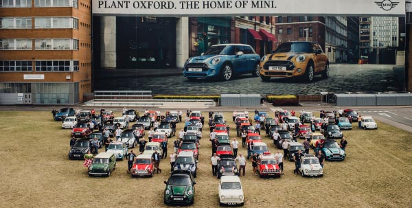 In Oxford lief das zehnmillionste Fahrzeug der Marke vom Band.
