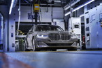Die neue BMW 7er Limousine in der Prüfzone im BMW Group Werk Dingolfing.