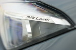 Alpina B7 mit BMW Laserlight, das rund 600 m weit leuchtet.