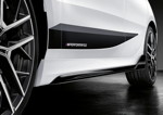 Der neue BMW 1er mit M Performance Parts. Seitenfolierung in Frozen Black.