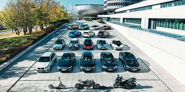 Das Modellportfolio elektrifizierter Fahrzeuge von BMW Group und BMW Motorrad 
