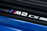 Der neue BMW M 2 CS, Einstiegsleiste mit Typ-Bezeichnung.
