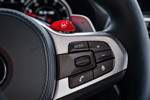 Der neue BMW X3 M Competition. Multifunktionslenkrad, mit M spezifische Taste (in rot).
