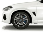 Der neue BMW X3 M. 20 Zoll M Leihtmetallrad Doppelspeiche 764 M, Orbitgrau, Bicolor glanzgedreht.