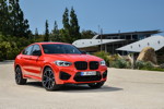 Der neue BMW X4 M Competition in der BMW M spezifischen Aussenfarbe Toronto rot metallic.