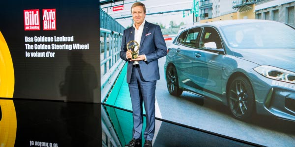 Oliver Zipse, Vorsitzender des Vorstands der BMW AG, beim Goldenen Lenkrad 2019