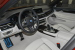 BMW M760Li mit heller Leder-Innenausstattung