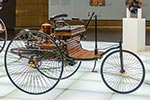 Benz Patent-Motorwagen (Nachbau), erstes Carl Benz Automobil, 1-Zylinder, 954 ccm Hubraum, 0,75 PS.