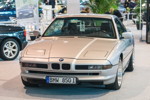 BMW 850i mit V12-Zylinder-Motor, bekannt aus dem 750i mit 300 PS