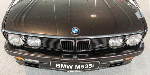 BMW M535i (E28) in diamantschwarz metallic, von Christian Stickler, ausgestellt auf der Retro Classics 2019 in Stuttgart