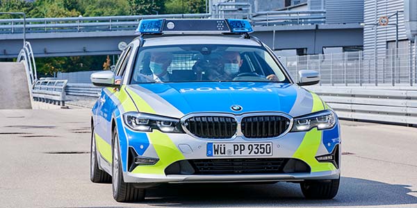 Neue BMW 3er Touring Einsatzfahrzeuge fuer die Polizei Bayern