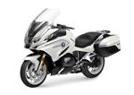 Die neue BMW R 1250 RT, 'Option 719'. Farbe: Mineralweiss metallic.