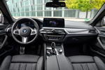 Die neue BMW 545e xDrive Limousine, Interieur vorne.