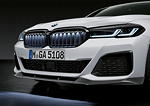 Der neue BMW 5er, M Performance Frontziergitter Iconic Glow