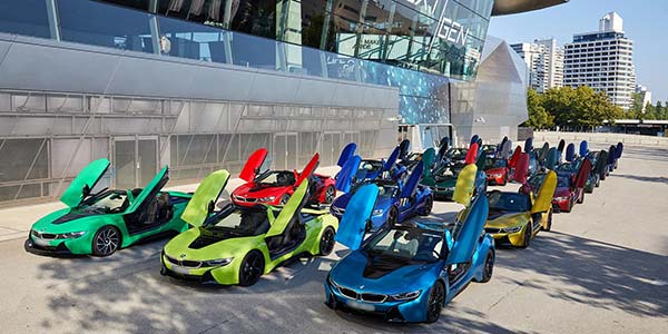 Übergabe der letzten 18 BMW i8 Roadster am 7./8. 2020 in der BMW Welt in München.