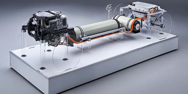 Die zweite Generation des BMW Wasserstoff-Brennstoffzellen-Antriebs mit einer Systemleistung von 275 kW wird im BMW i Hydrogen NEXT ab 2022 pilotiert.