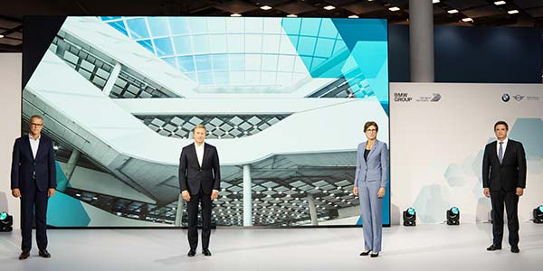 BMW Group FIZ Future: Erffnung Projekthaus Nord am 25.09.2020: Frank Weber, Oliver Zipse, Ilka Horstmeier, Manfred Schoch.