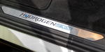 BMW iX5 Hydrogen, Einstiegsleiste