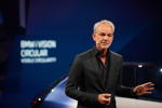 BMW Group auf der IAA Mobility 2021, Adrian van Hooydonk, Leiter BMW Group Design.