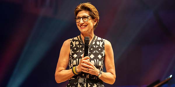 Finale des BMW Welt Jazz Award 2020: Ilka Horstmeier, Mitglied des Vorstands der BMW AG. 23. Juli 2021, Philharmonie im Gasteig, München.