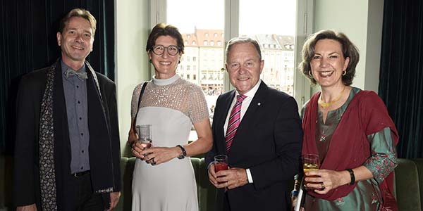 Oper für alle 2021: v.l.n.r.: Prof. Dr. Bernhard Maaz (Generaldirektor der Bayerischen Staatsgemäldesammlung), Ilka Horstmeier, Wolfgang Heubisch (Vizepräsident des Bayerischen Landtags) und Barbara Heubisch