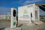 Zweites Wiederverwendungsszenario für Hochvoltbatterien in BBA-Anlagen: stationäre Energiespeicherung