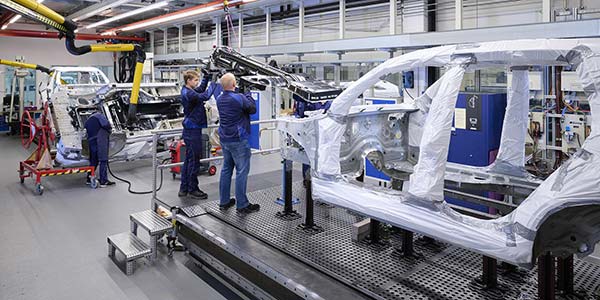 Produktion BMW iX5 Hydrogen Karosseriebau