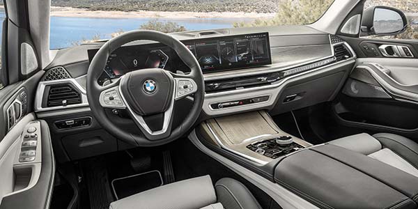 BMW X7 (Facelift 2022), Innenraum und Ausstattung.