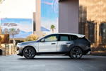 BMW @ CES 2022. BMW iX Flow featuring E Ink - On Location
