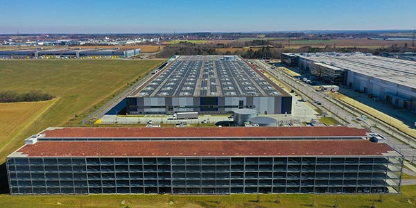 BMW Group Kompetenzzentrum Batteriezellfertigung (CMCC) in Parsdorf bei Mü:nchen (im Aufbau); Mai 2022