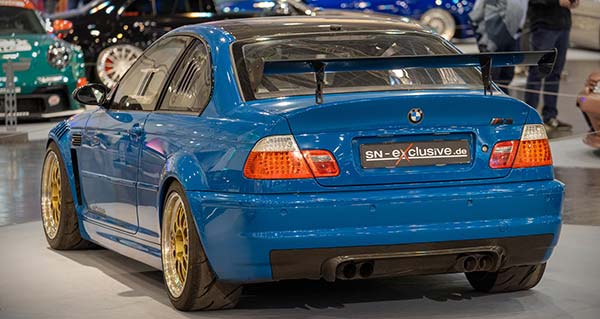 BMW M3 in der tuningXperience, Essen Motor Show 2022, in BMW Farbe 'Laguna Seca'