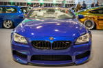 BMW M6 Cabrio in der tuningXperience, Essen Motor Show 2022, 4,4-Liter Biturbo V8-Motor mit "Burger Motorsport" Ansaugung, 'NGK'-Zündkerzen und Zündspulen, 702 PS