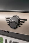 MINI Cooper SE Resolute Edition.