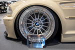BMW 3er (F46), 1-teilige OEM BMW 'Styling 32' 15-Zoll-Räder umgebaut auf 3-teilige 18-Zoll-Räder