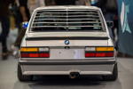 BMW 5er (E28), 'Katzentreppe' an der Heckscheib