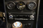 BMW 1600 Cabrio, Mittelkonsole mit Zusatzinstrumenten und Radio