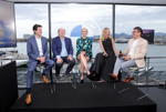 v.l.n.r.: Joseph Kosinski, Hans Zimmer, Pom Klementieff, Uma Thurman und Stefan Ponikva, VP der BMW Brand Experience, sprechen über 'The Calm'