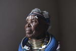 Esther Mahlangu, Portrait. Foto: Clint Strydom