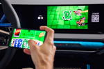 Das weltweit bekannte UNO Kartenspiel als neues In-Car Gaming Erlebnis