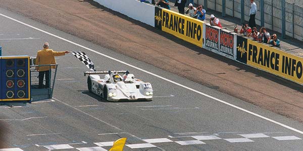 Gewinner der 24 h von LeMans 1999:Der BMW V12 LMR