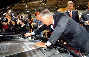 Bundesverkehrsminister Stolpe auf der AMI 2003 in Leipzig