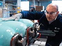 Technologieoffenheit trifft Ingenieurskunst: Der neue Wasserstofftank des BMW iX5 Hydrogen.